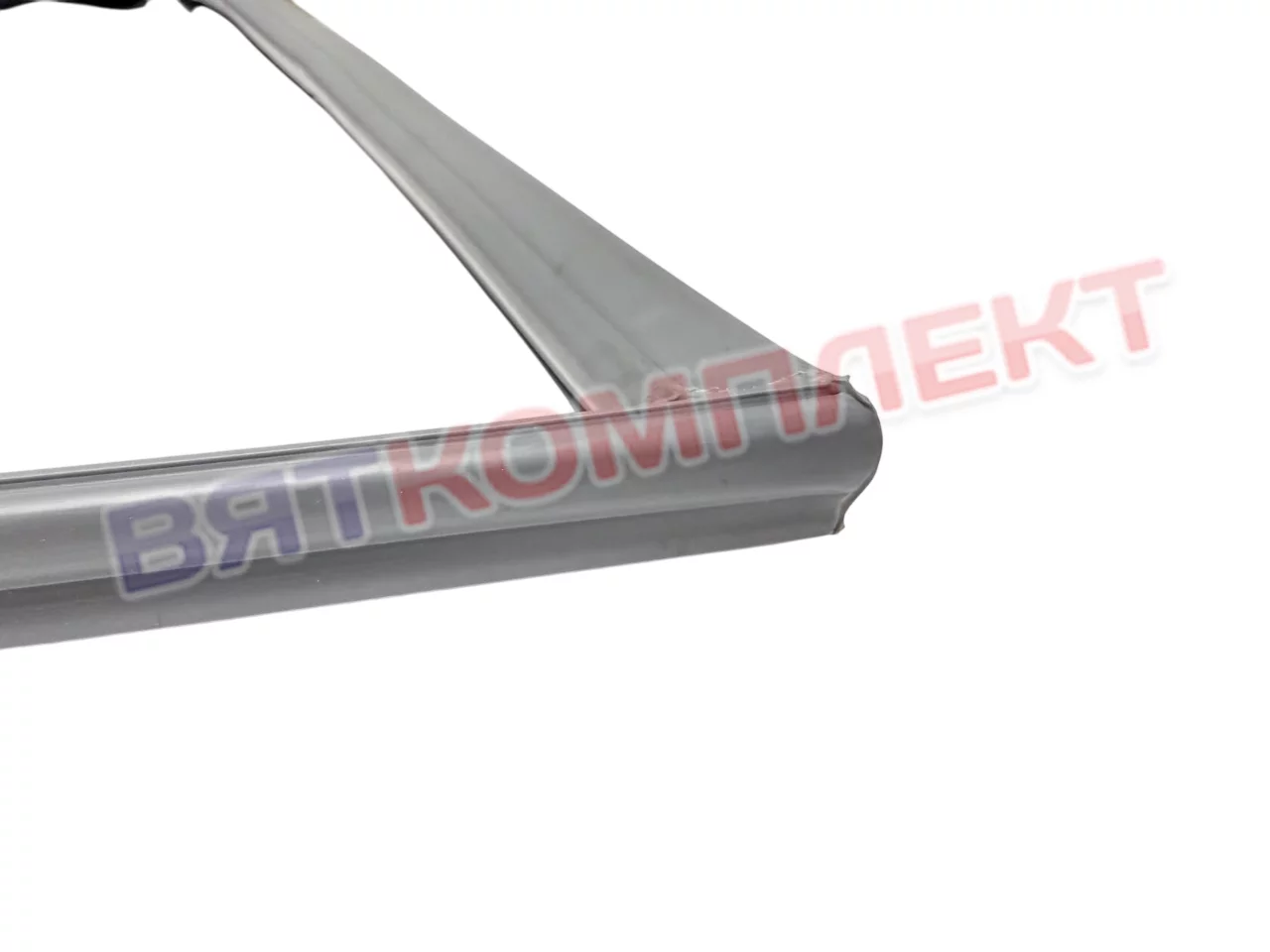 Профиль уплотнительный для шкафа холодильного ШХ-0,8 Полюс Карбома
(П0000006699.859)