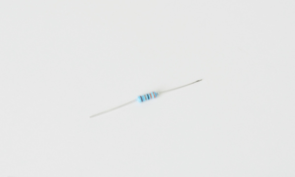 Резистор 33 Ом 1Вт 45821